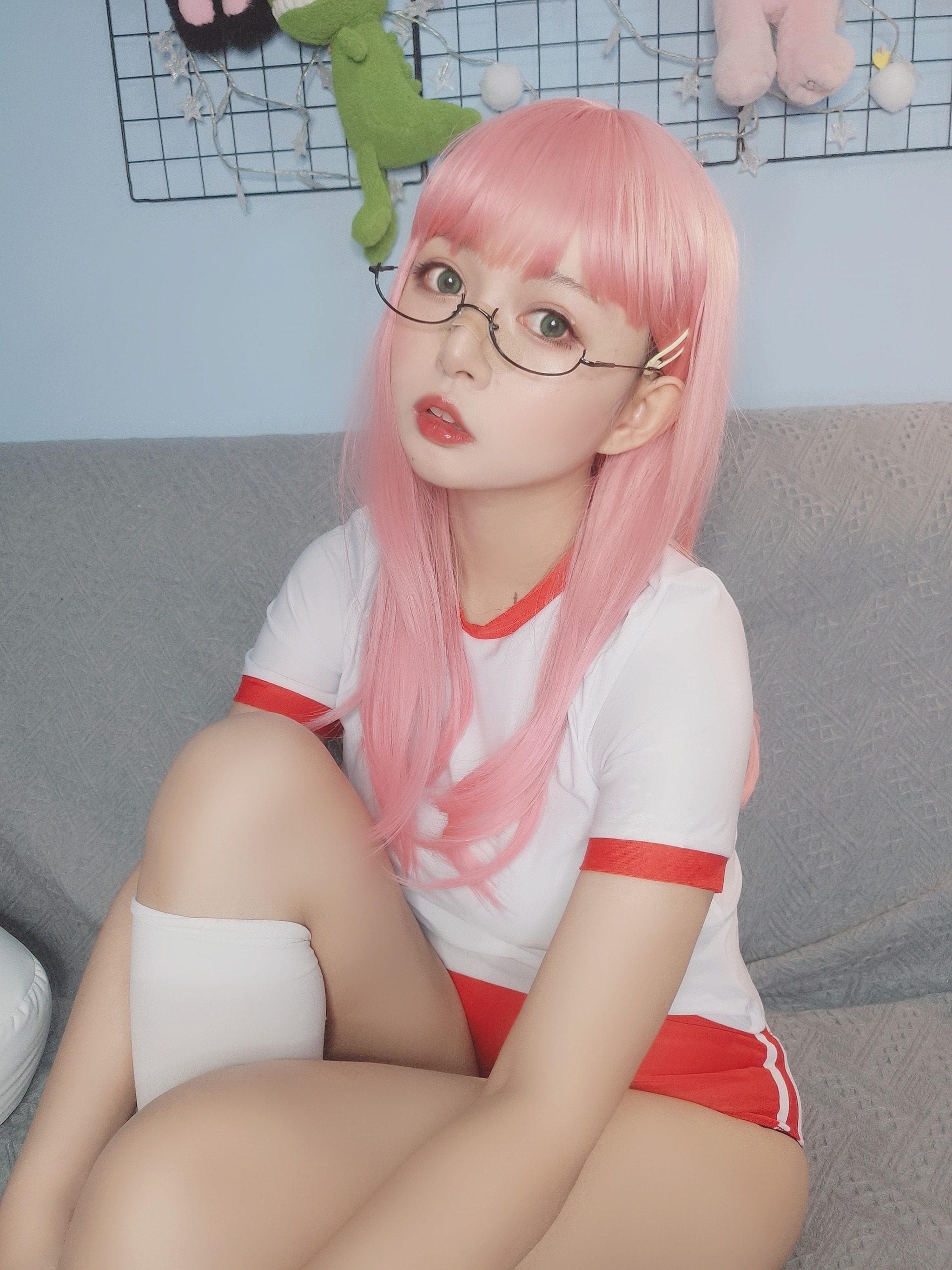 图片[1]-黑猫猫 – NO.004 体操服自拍 [16P]-XikXak